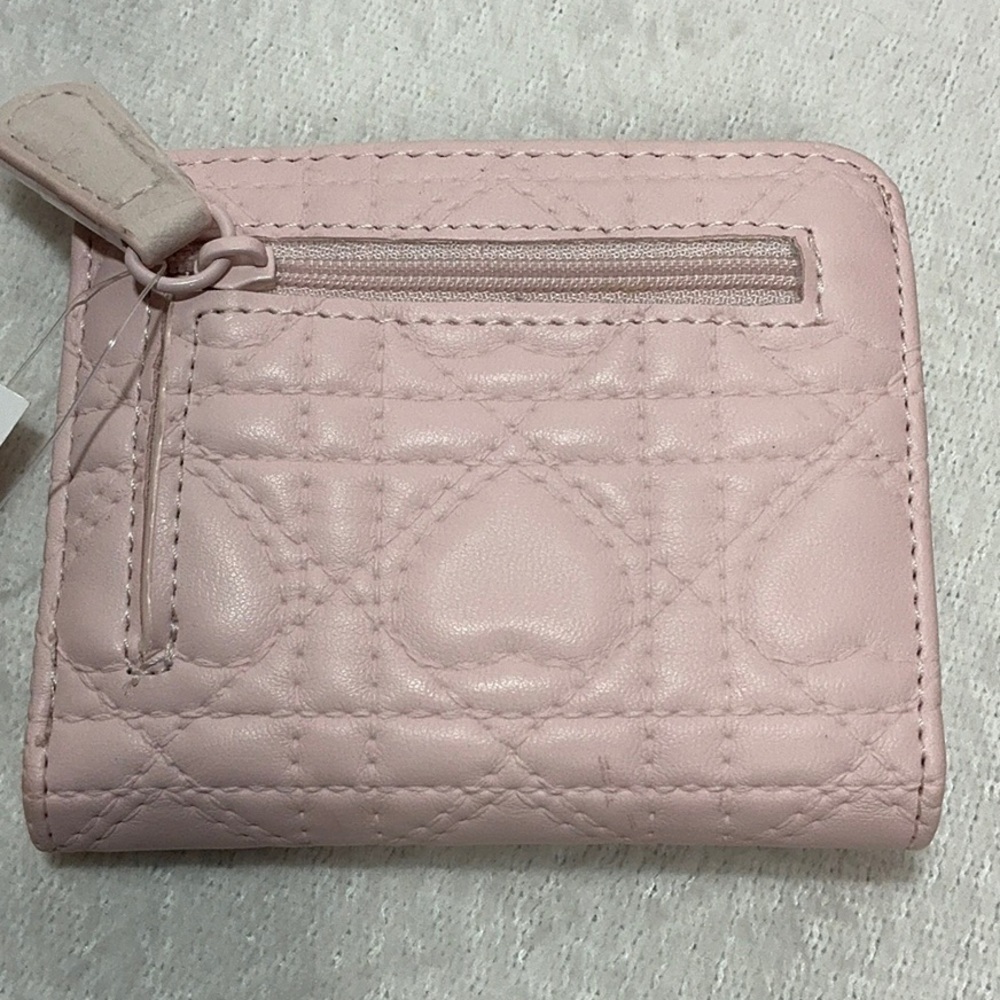 Betsey Johnson Light Pink Heart Quilted Wallet - Picture 5 of 7